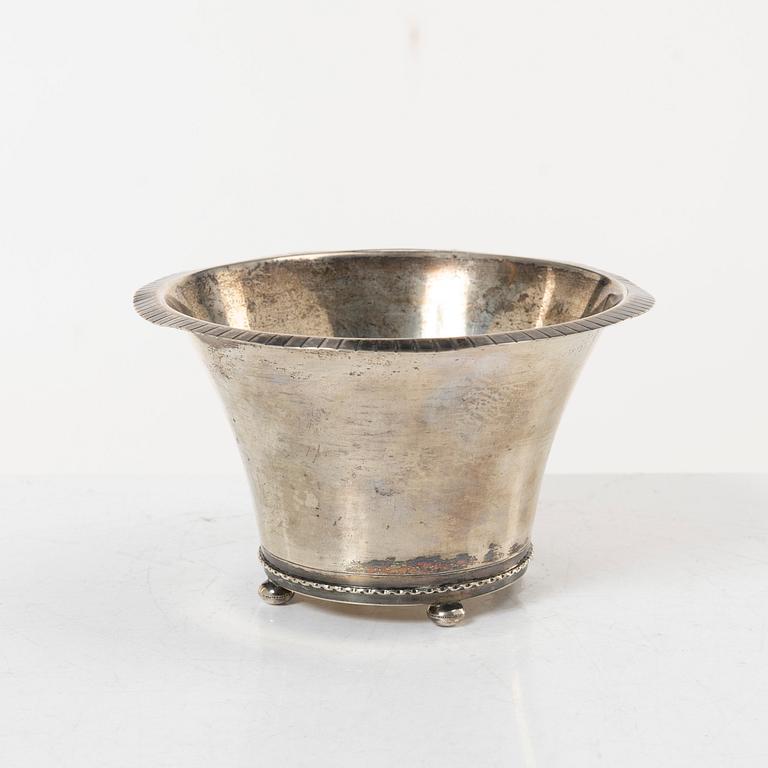 A bowl, silver, GAB, Stockholm, 1929.