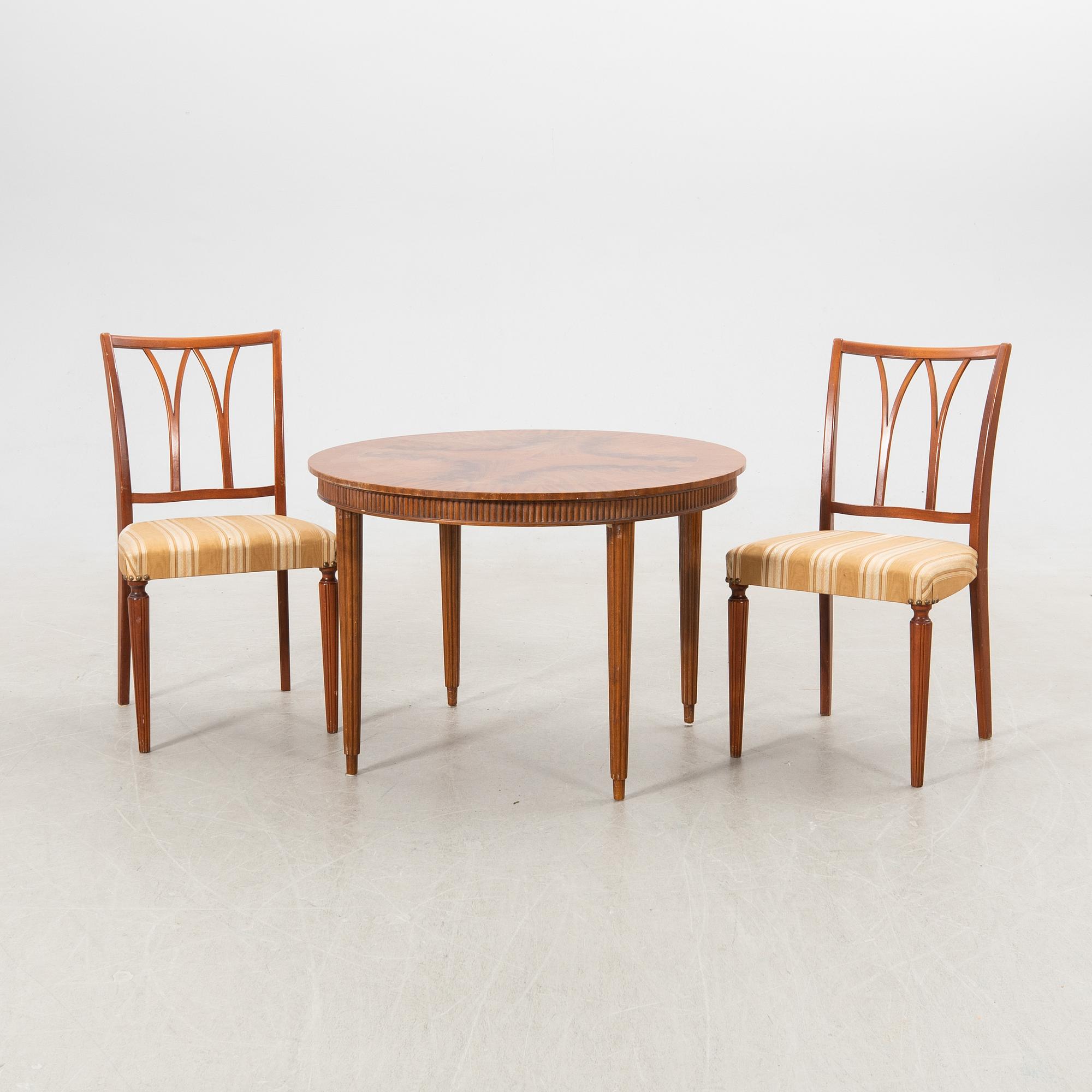 Coffee table and chairs 2 pcs 1940s/50s.