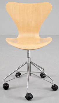 KONTORSSTOL, "Sjuan", Arne Jacobsen, Fritz Hansen.