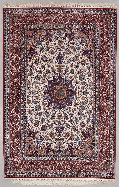 MATTA, old, Isfahan, part silk, ca 236 x 155 cm.