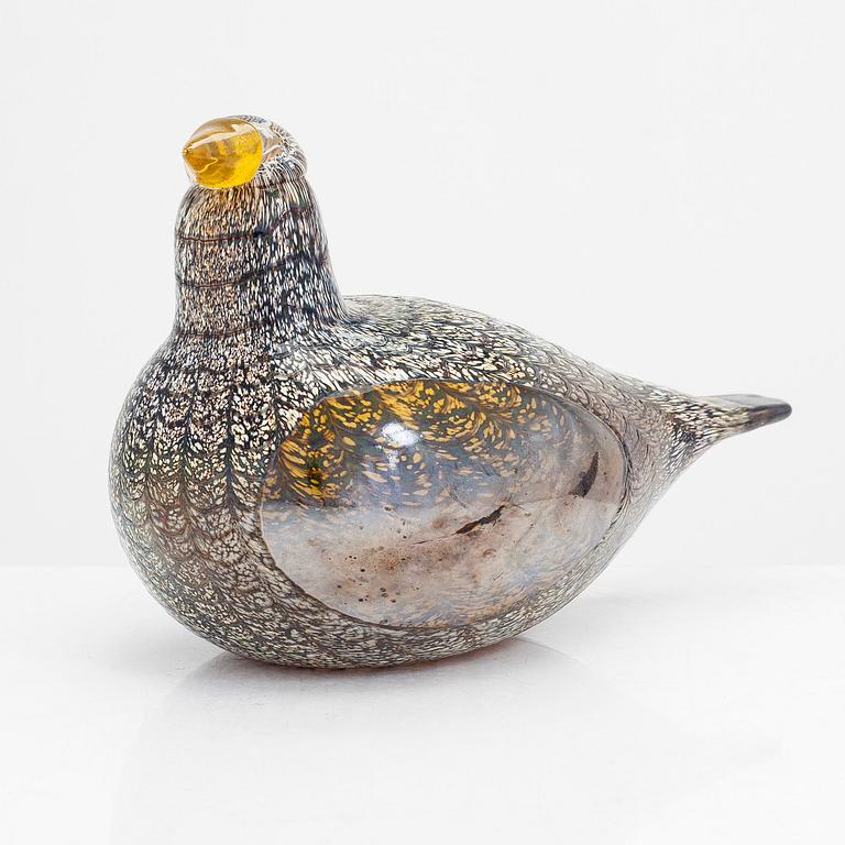 Oiva Toikka, a glass bird, signed O. Toikka Nuutajärvi.