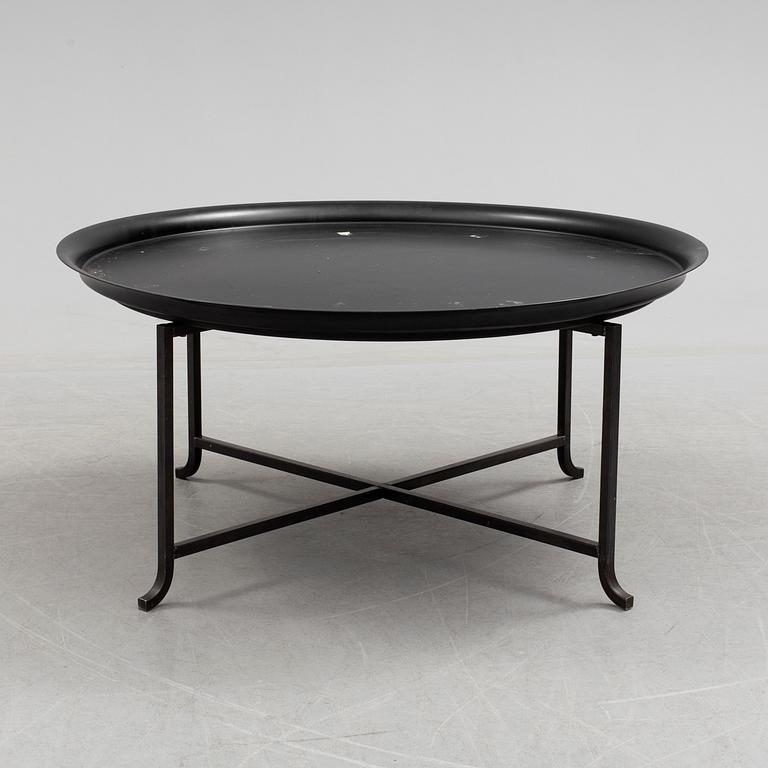 A "Jeanette" coffee table designed in 1993 by Per Öberg.