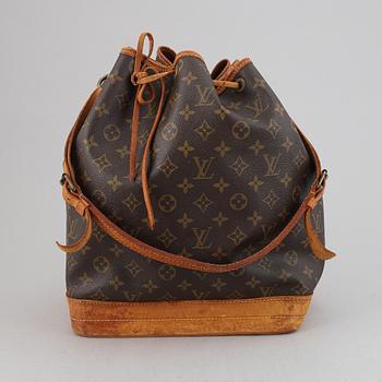 Louis Vuitton, a monogram canvas 'Noé' handbag.