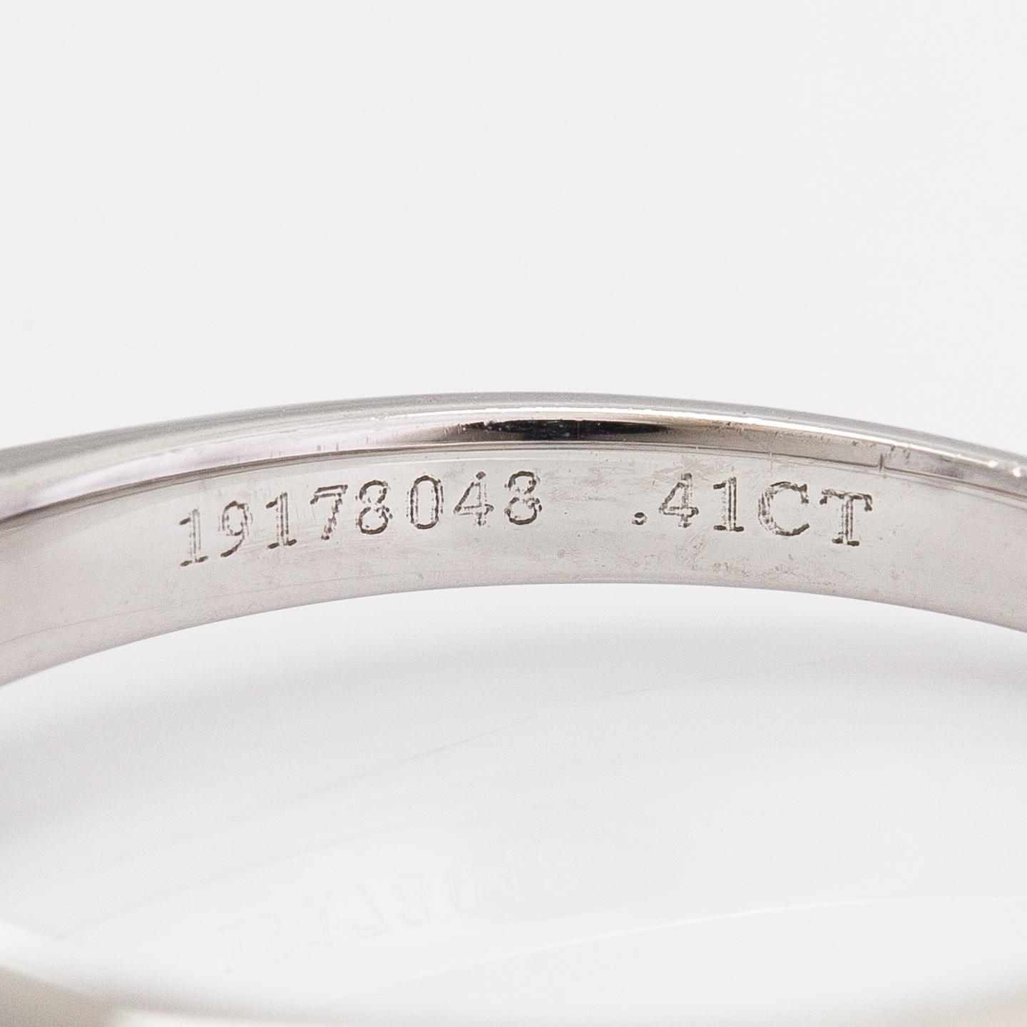 Tiffany & Co, Ring, platina och diamant ca 0.41 ct. Märkt Tiffany & Co, 19178048.