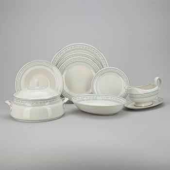 SERVIS, 43 delar, porslin, Royal Doulton, "Floral Garland", England 1978.