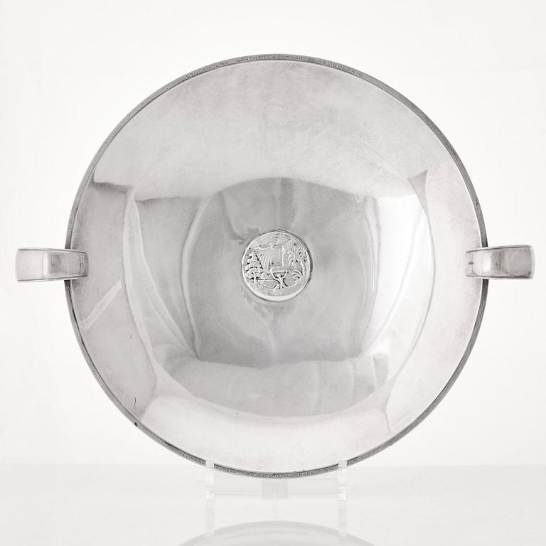 Atelier Borgila, skål, Stockholm 1930, sterling silver, komponerad av Erik Fleming.