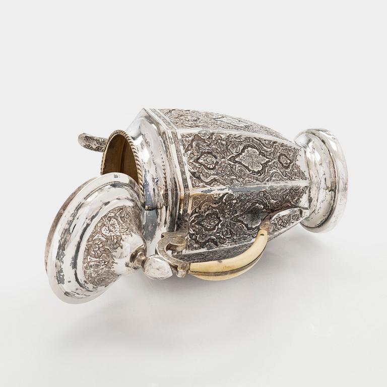 Kaffekanna, silver, Persien (Iran), Pahlavidynastin.