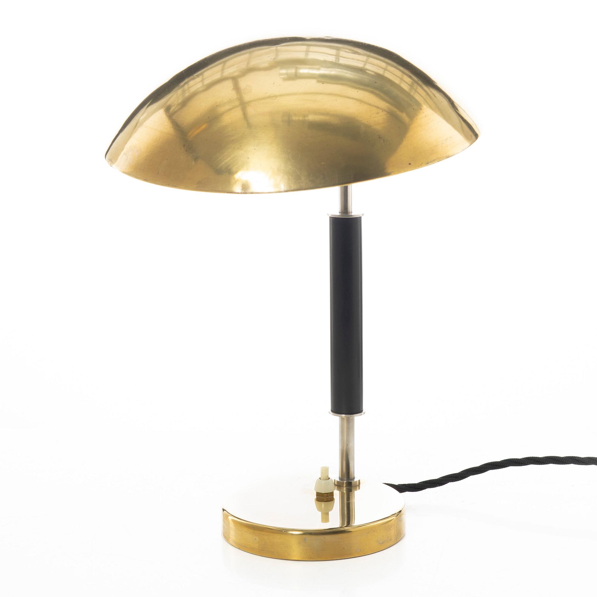 Harald Notini, Table lamp, model "15091 A", Arvid Böhlmarks Lamp Factory, Stockholm, 1930s.