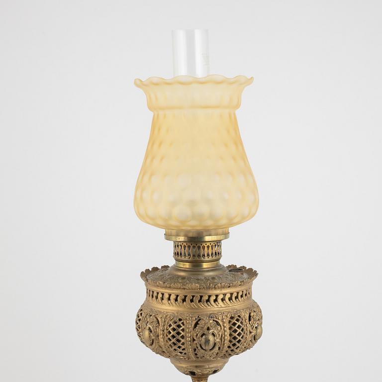 A karosene lamp, porssibly germany, late 19th century.