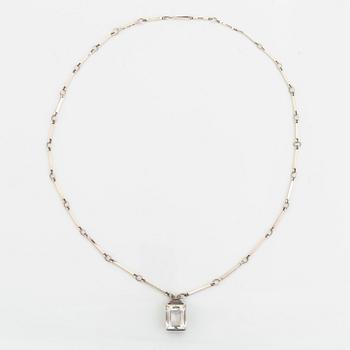 Wiwen Nilsson, a silver and rock crystal necklace.