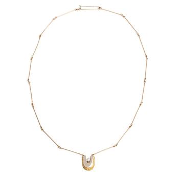 Juhani Linnovaara, Kaulakoru "Legato", 18K kultaa ja timantti n. 0.12 ct kaiverruksen mukaan, Lapponia 1979.