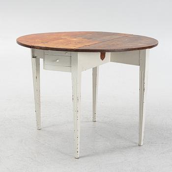 A Gustavian style drop leaf table, 19th Century.