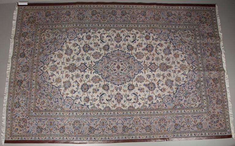 MATTA, Keshan. 296 x 200 cm.