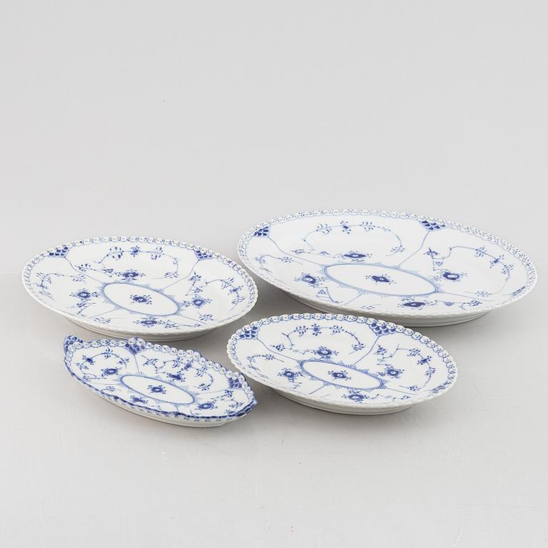 Royal copenhagen, xx pieces of a 'Musselmalet' porcelain service with half lace and full lace pieces, Denmark.