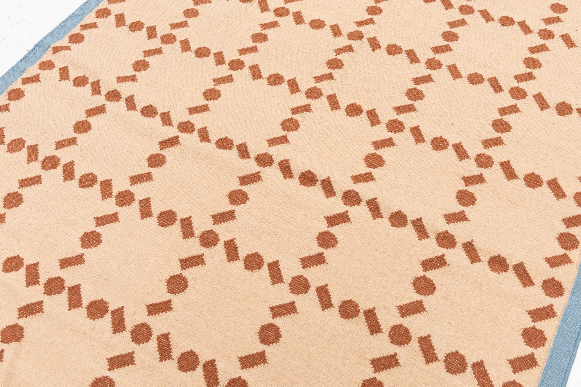 Matta, "Pointe", Nordic Knots, ca 240 x 170 cm.