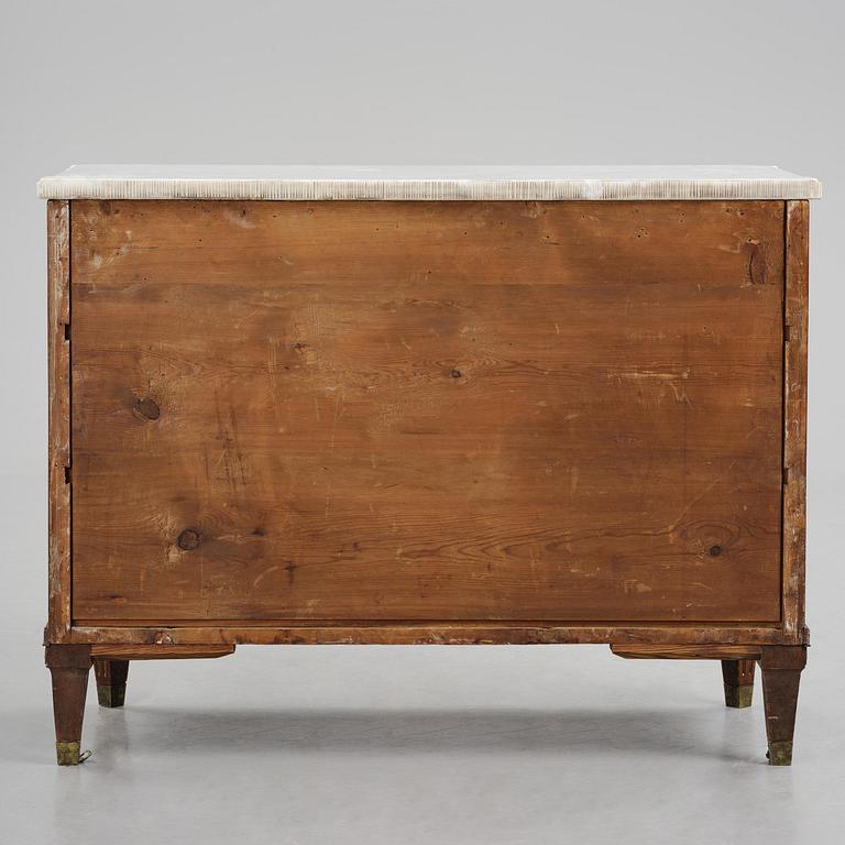 A late Gustavian mahogny commode by C D Fick (1776.1896).