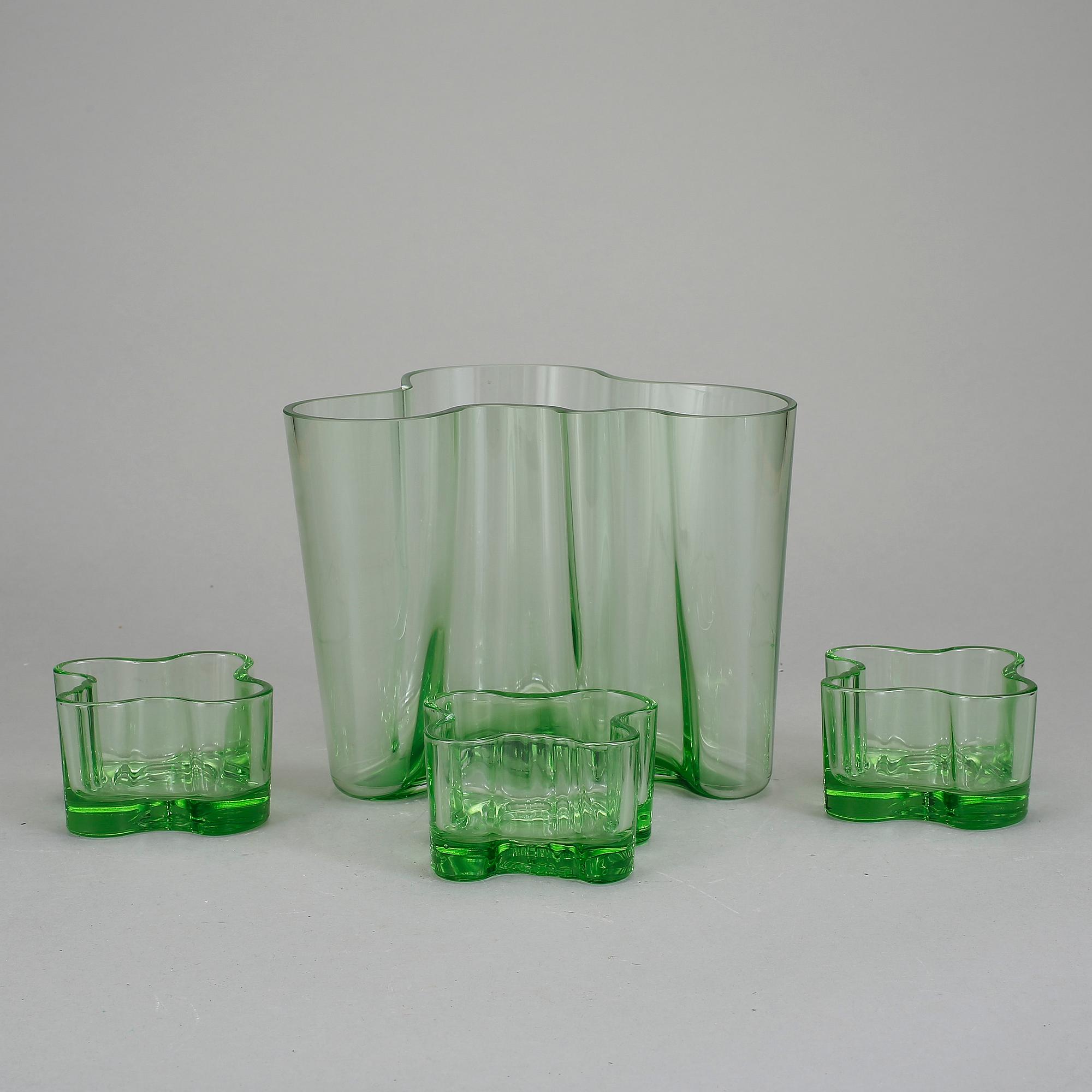 VAS och LJUSLYKTOR, 4 delar, glas, Alvar Aalto, Iittala.