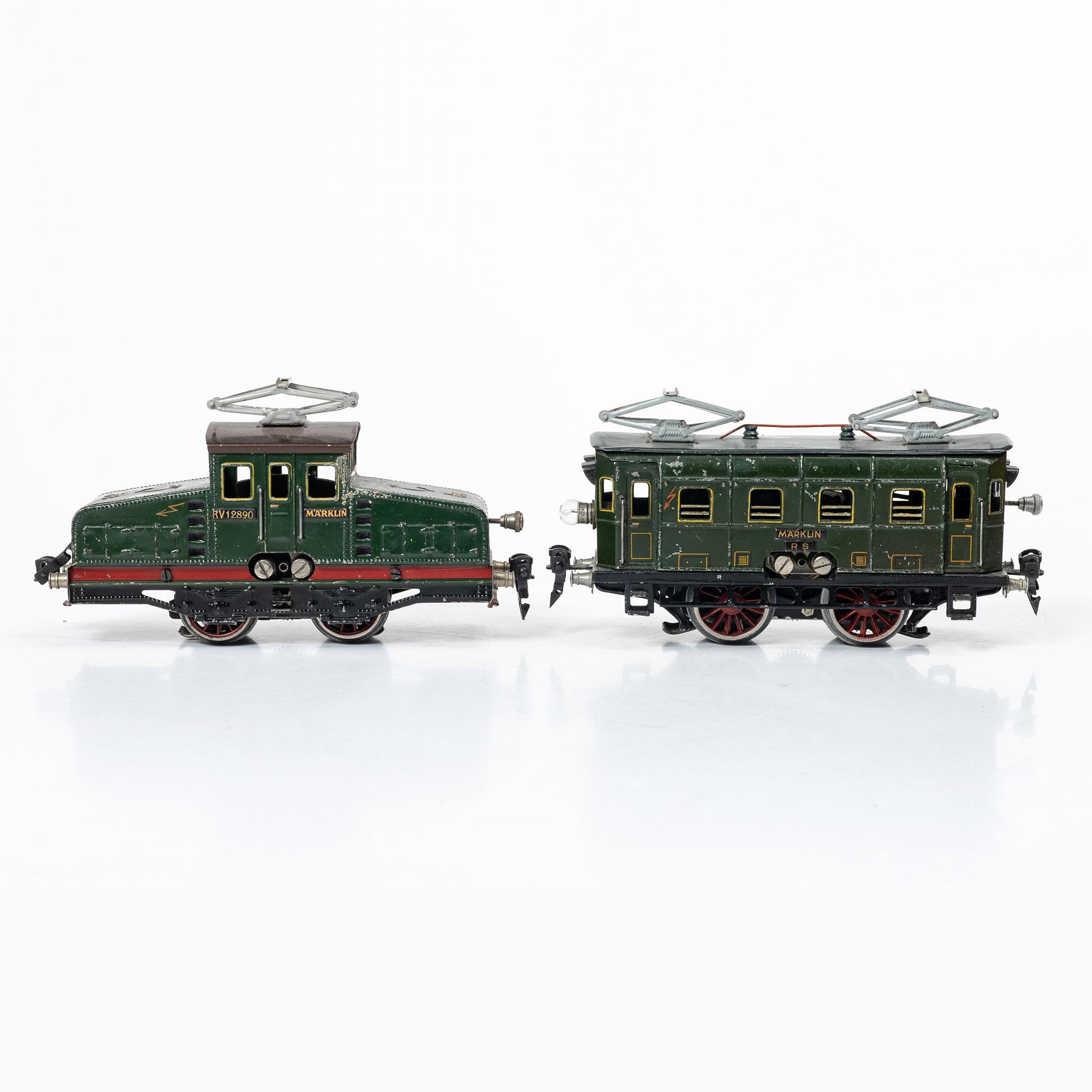 Märklin, Locomotives, carriages and accessories, first half of the 20th century.