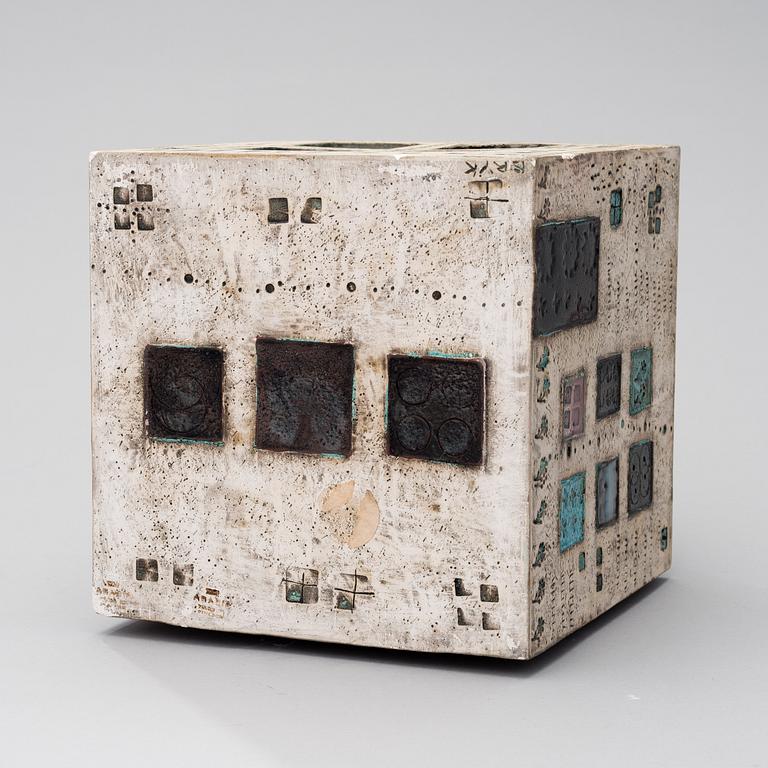 RUT BRYK, A CERAMIC VASE. House. Signed Bryk.