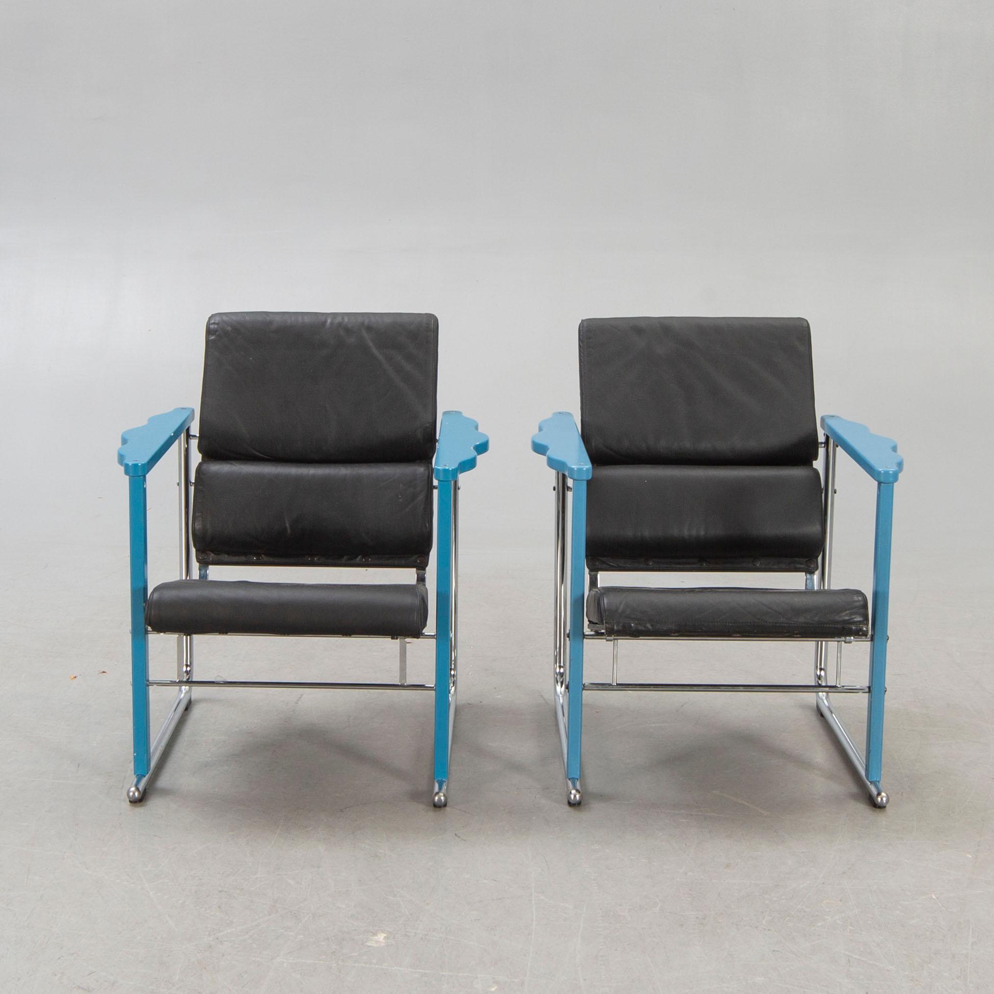 Yrjö Kukkapuro a pair of Experiment armchairs for Avarte 1980s.