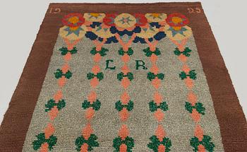 Ingegerd Eklund, a finnish longpile ryijy-rug, model for Friends of Finnish Handicraft. Designed 1912. Ca. 230 x 130 cm.