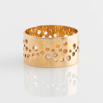 Liisa Vitali, 18K gold ring.