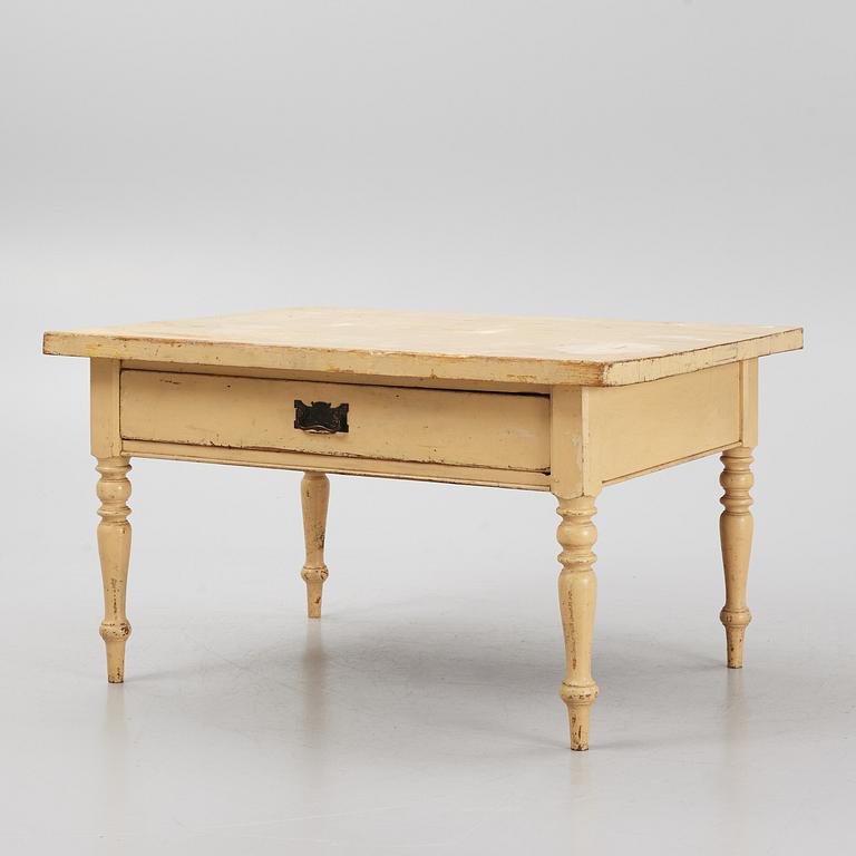 A table, second half of the 19th Century.