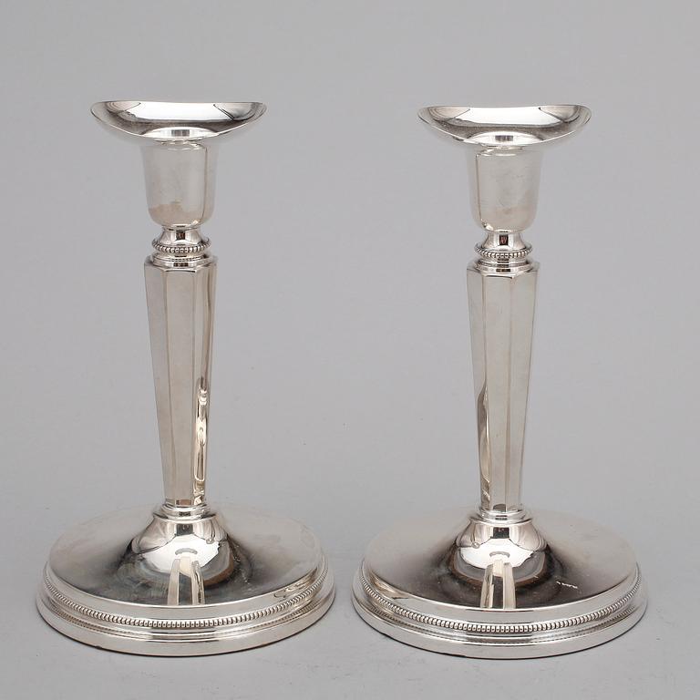 LJUSSTAKAR, ett par, silver, KG Markströms, Uppsala, 1957.