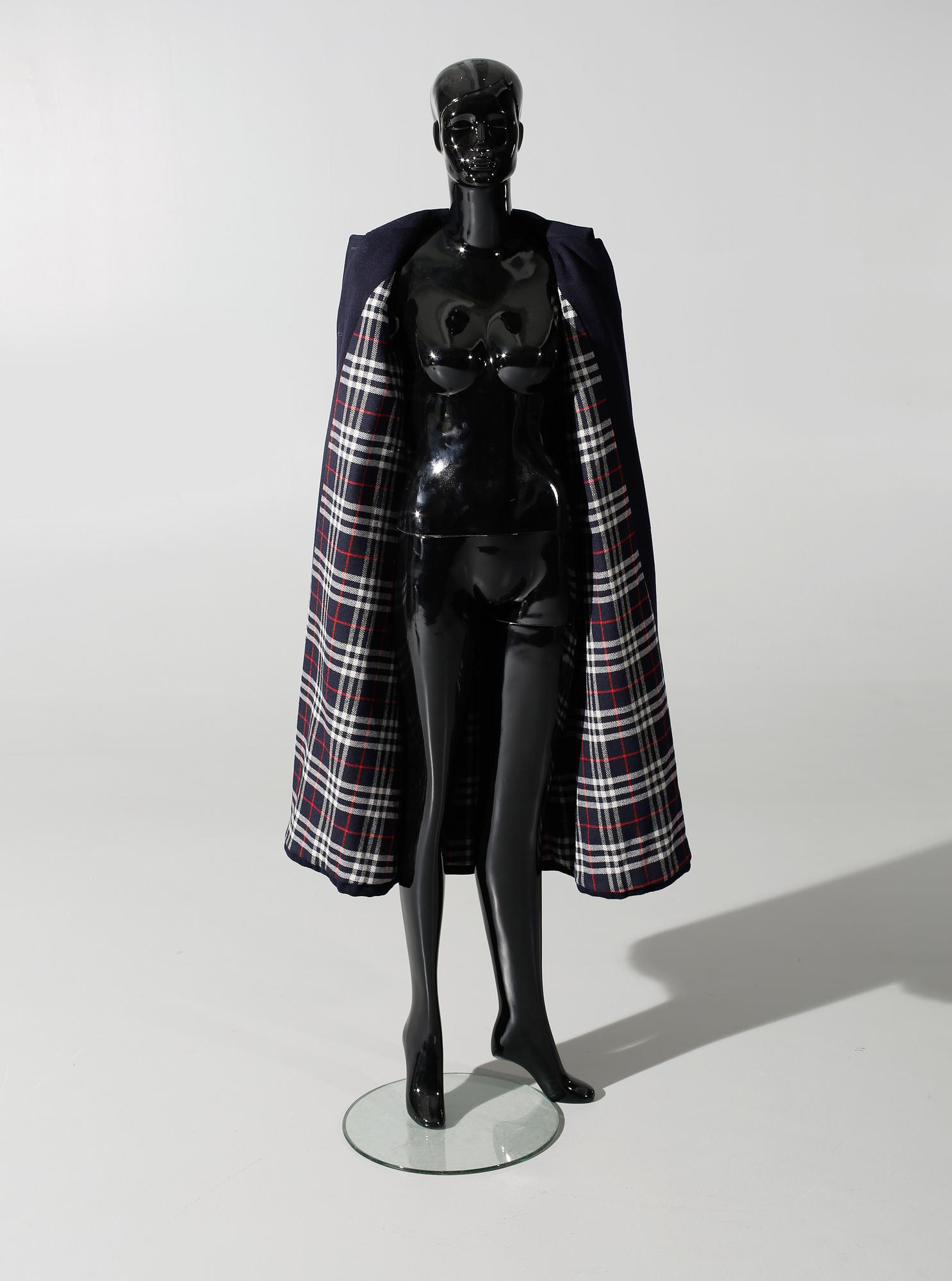 KAPPA, Burberry.