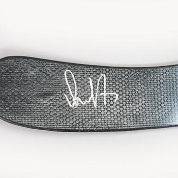 Jääkiekkomaila, signeerattu Alexander Ovechkin.