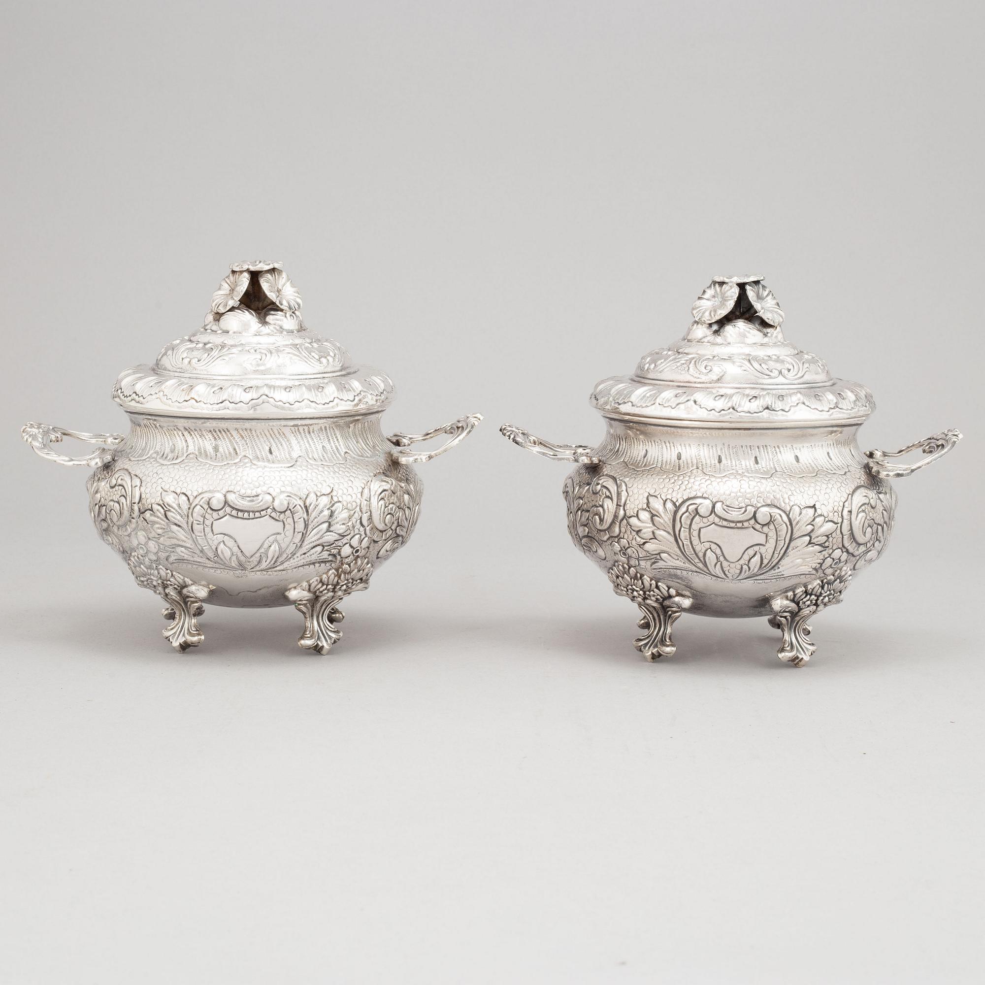 A pair pf Spanish silver tureens, Swedish import marks.