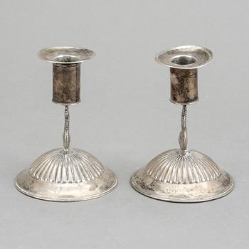 LJUSSTAKAR, ett par, Johan Fredric Björnstedt, Stockholm 1816. Silver.