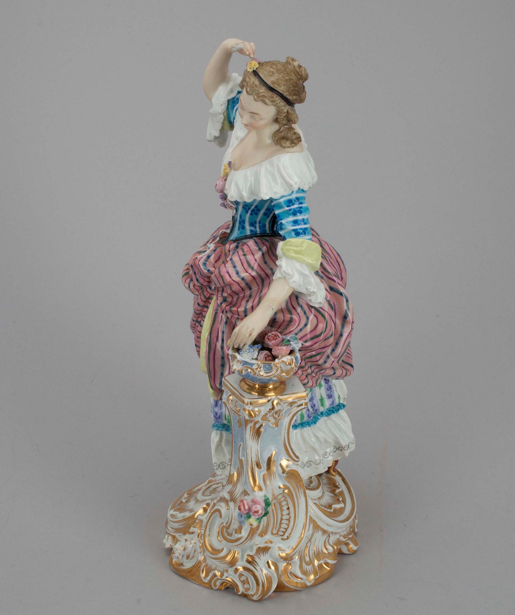 FIGURIN, porslin, 1800-tal.