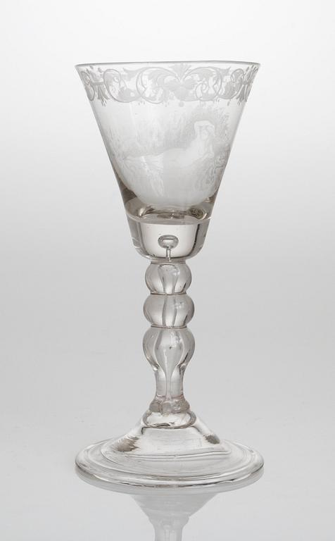 VINGLAS, sannolikt England med holländsk gravyr. Daterad "Watef 1713".