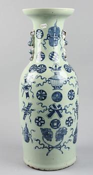 GOLVURNA, porslin, Kina, sen Qing, 1800-tal.