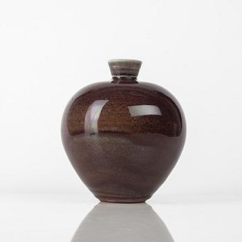 Berndt Friberg, a stoneware vase, Gustavsbergs Studio, Sweden, 1975.