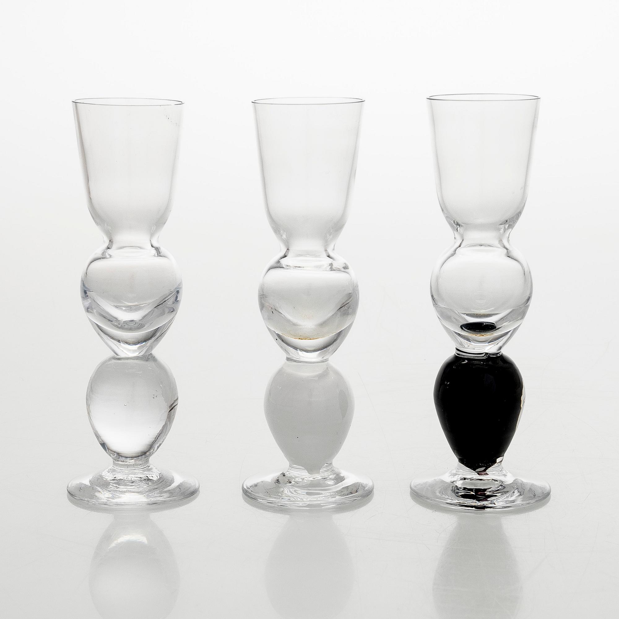 Brita Flander, A set of fourteen footed glasses for Marimekko, JL-Lasi, Riihimäki 1990s-2000s.