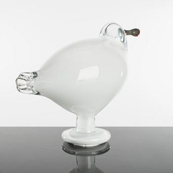 OIVA TOIKKA, figure, glass, signed, Nuutajärvi, Notsjö, Finland.