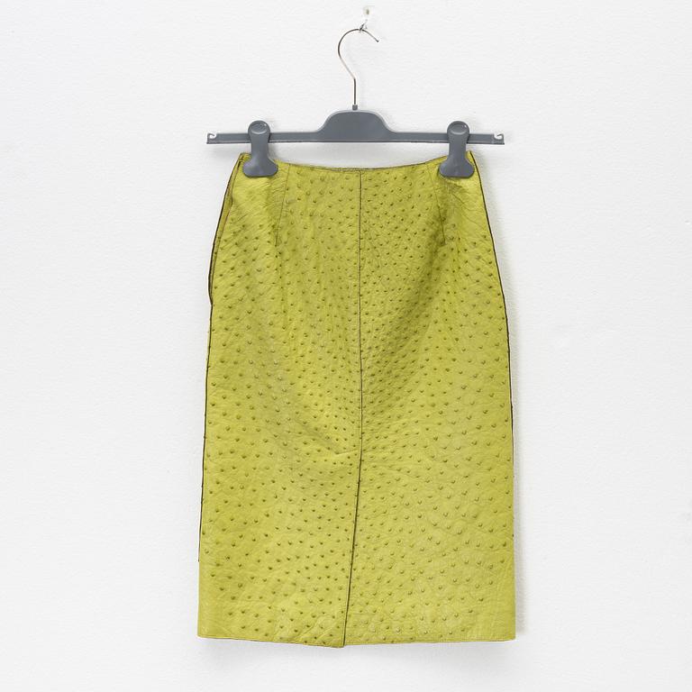 Prada, A green ostrich leather skirt, size 42.