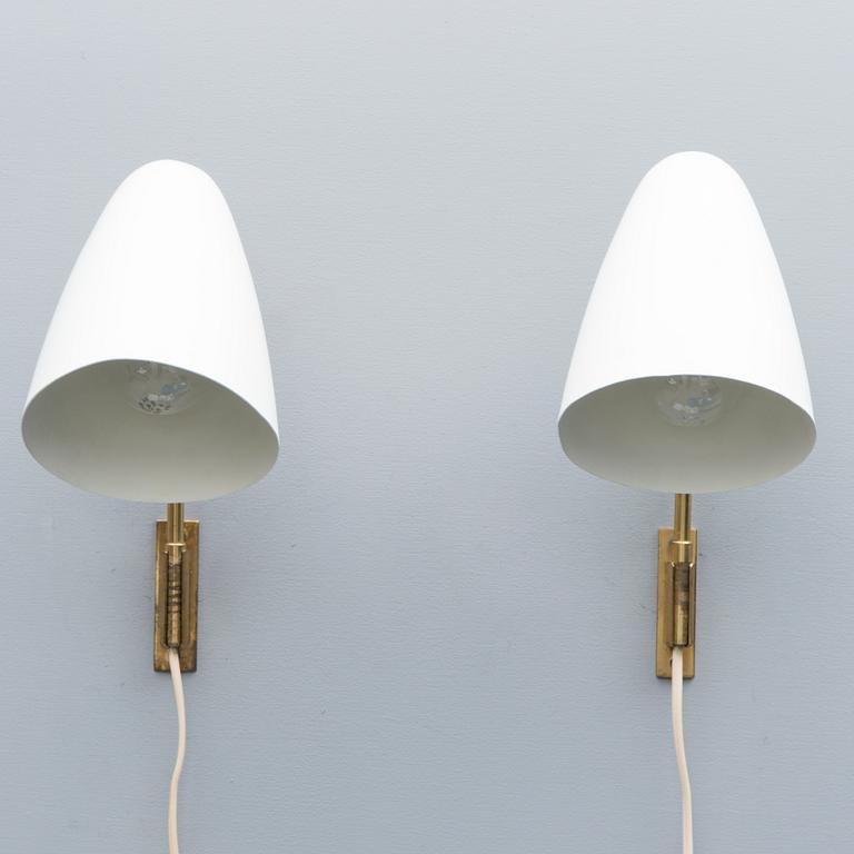 A pair of wall lamps, model 3054, Orno, mid-20th 20th Century.