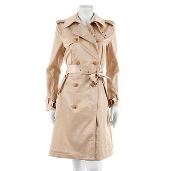 RALPH LAUREN, a beige cottonblend trenchcoat. Size US 6.