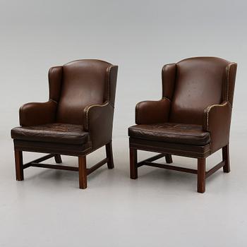 FÅTÖLJER, 1 par, 1900-talets andra hälft.