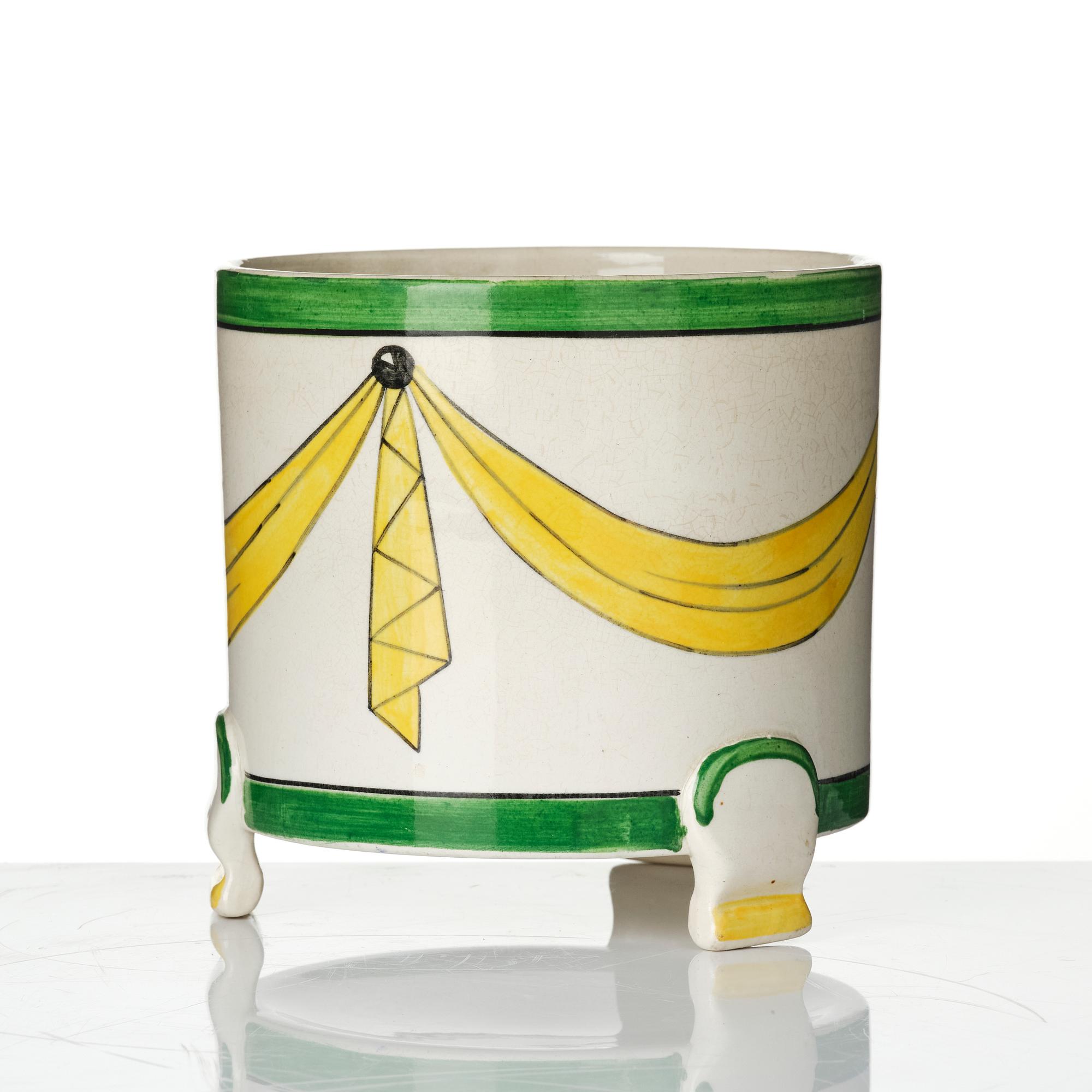 Wilhelm Kåge, outer casing, 2 pieces and bowls, 3 pieces, stoneware, Gustavsberg, most dated 1927-29.