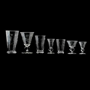 GLASSERVIS, 76 delar, Skruf, 1900-talets första hälft.