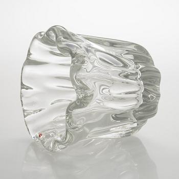 Tapio Wirkkala, maljakko, "Kalvolan kanto", signeerattu Tapio Wirkkala 80/1985.