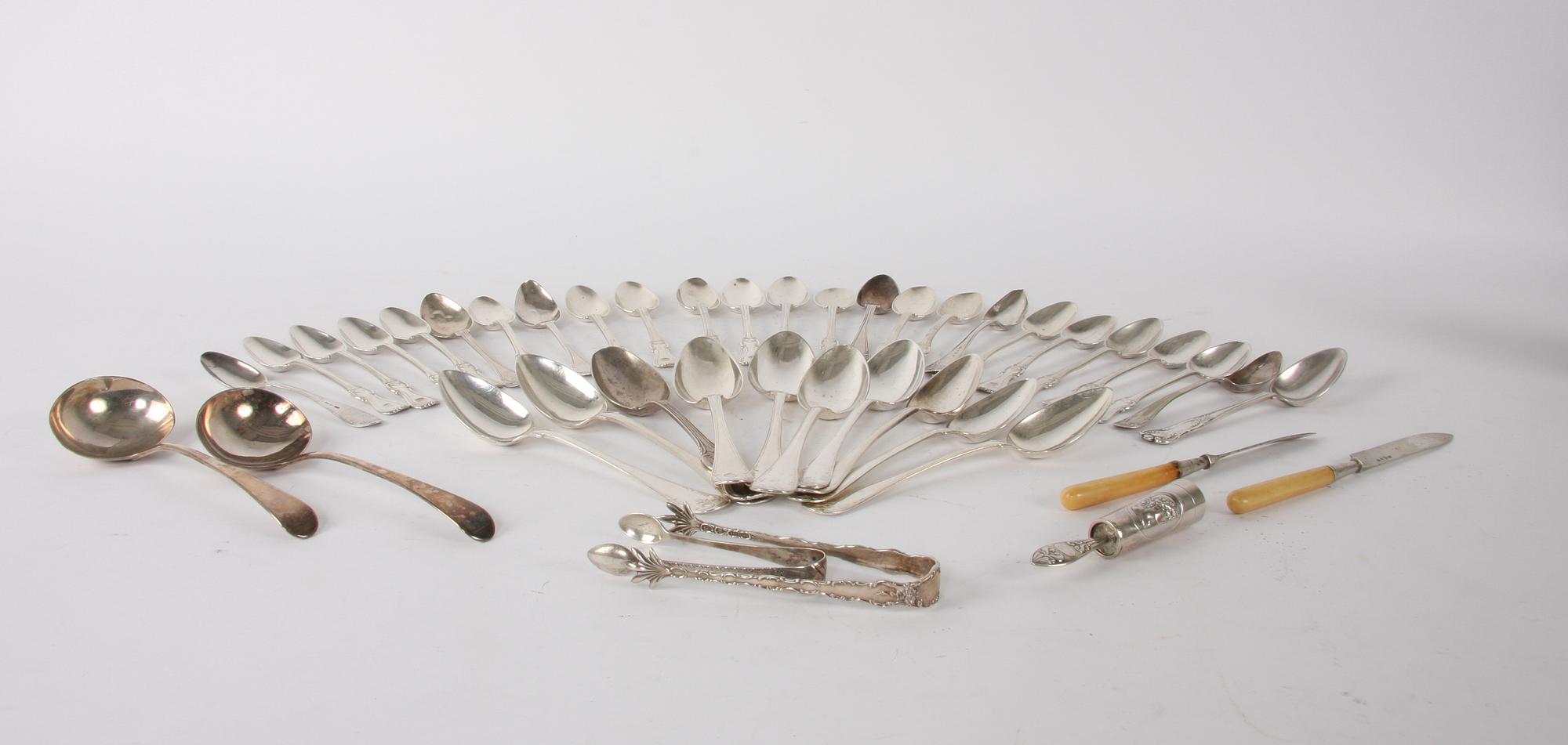 PARTI BESTICK, c:a 35 delar, silver, England och Sverige.