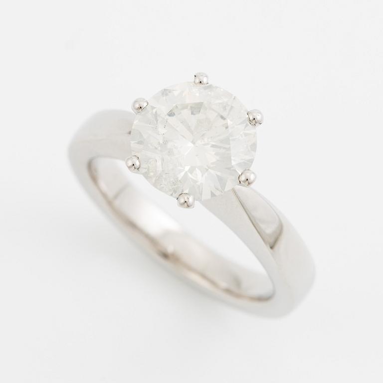 Ring, Atelier ajour, 18K white gold with brilliant-cut diamond.