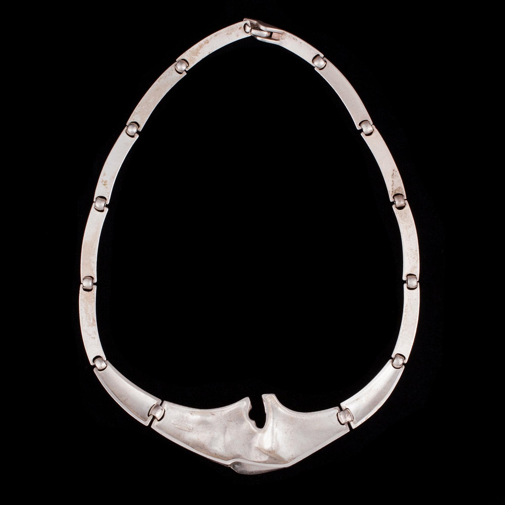 Björn Weckström, A NECKLACE.