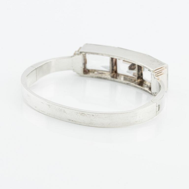 Wiwen Nilsson, armring, silver med trappslipad bergkristall, Lund 1938.