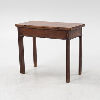 A mahogany veneer card table, late 18th century.